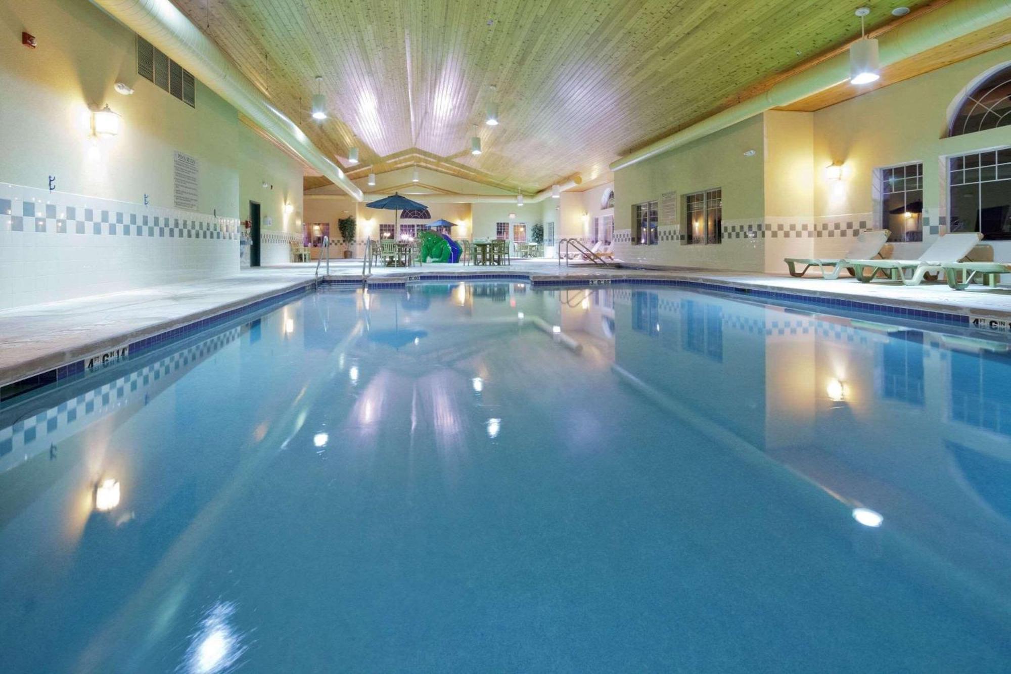 Country Inn & Suites By Radisson, Green Bay East, Wi Zewnętrze zdjęcie