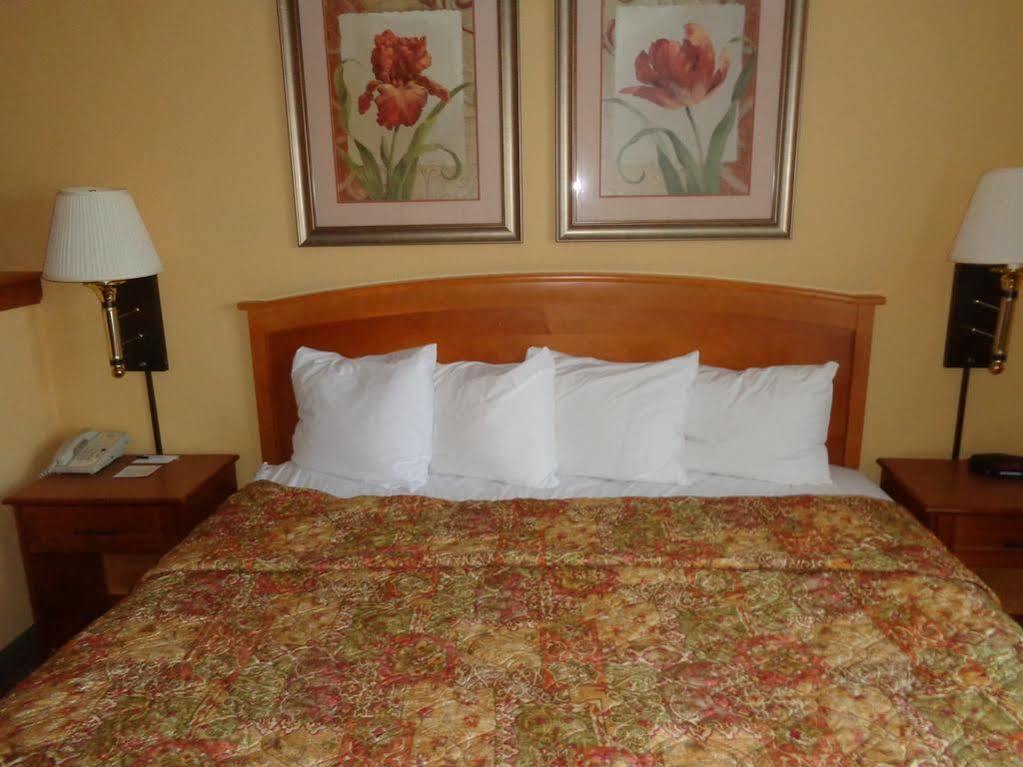 Country Inn & Suites By Radisson, Green Bay East, Wi Zewnętrze zdjęcie
